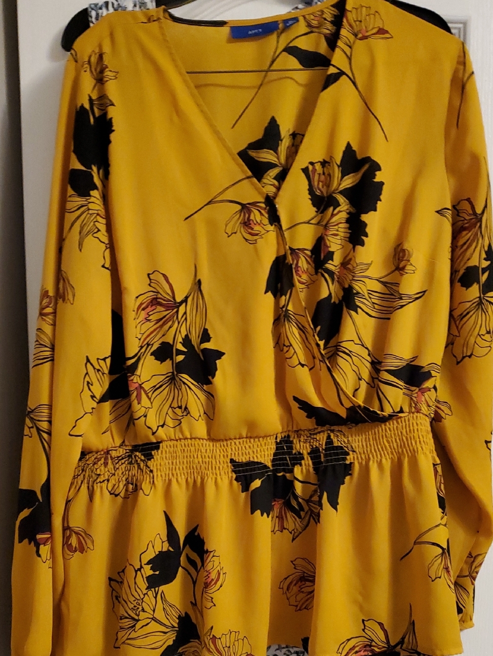 Apt. 9 Mustard Yellow Floral Wrap-Style Short Sleeve Top